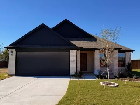 2400 Galaxy Trl, Venus, TX 76009