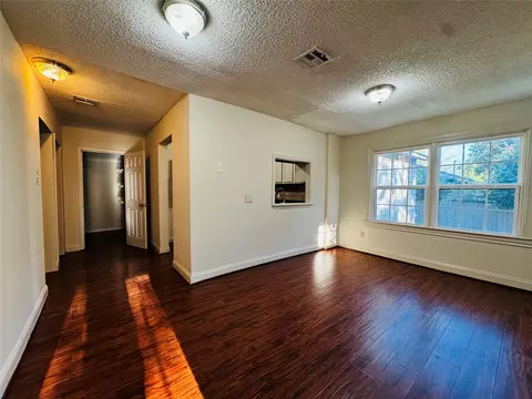 Living - 2704 N 32nd St, Waco, TX 76708 photo 4 of 6