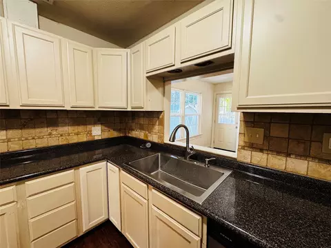 Kitchen - 2704 N 32nd St, Waco, TX 76708 photo 3 of 3