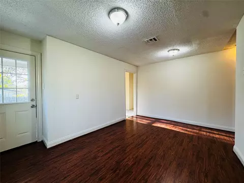 Living - 2704 N 32nd St, Waco, TX 76708 photo 5 of 6