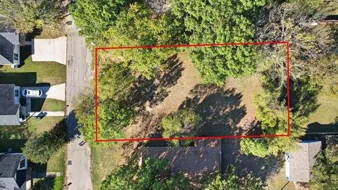 603 W Star St, Denison, TX 75020