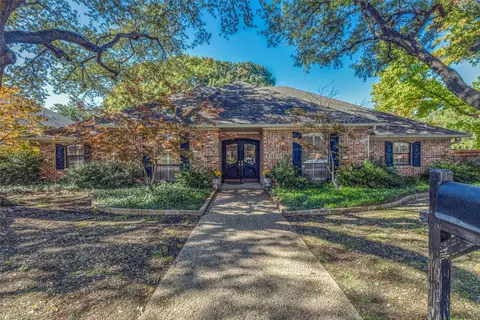 16105 Red Cedar Trl, Dallas, TX 75248