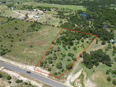 449 Hollow Dr, Lipan, TX 76462