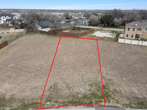 7614 W Shore Dr, The Colony, TX 75056