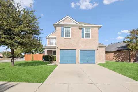 364 Fossil Bridge Dr, Fort Worth, TX 76131