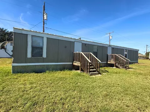 1941 Gale Dr, Pelican Bay, TX 76020