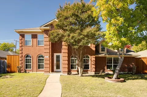 2209 Randi Rd, Rowlett, TX 75088 photo 4