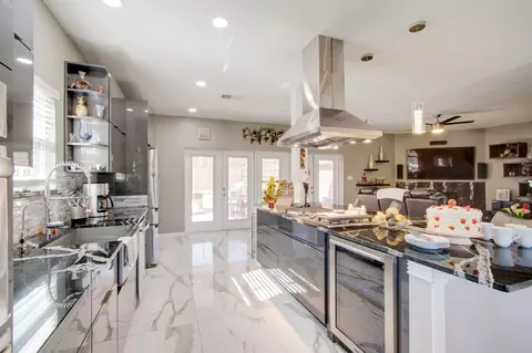 2209 Randi Rd, Rowlett, TX 75088