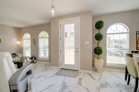 2209 Randi Rd, Rowlett, TX 75088 photo 5