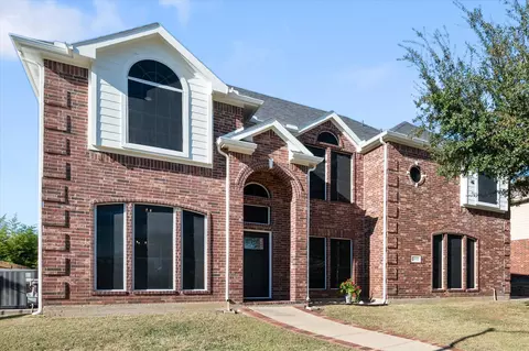2811 Saint Maria Dr, Mansfield, TX 76063
