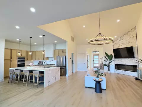 421 Cattle Barron Dr, Rockwall, TX 75032