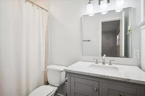 Bath - 3311 Dothan Ln, Dallas, TX 75229 photo 3 of 4