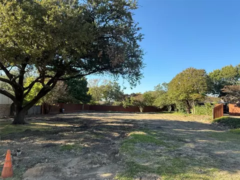 14621 Cherry Hills Dr, Farmers Branch, TX 75234