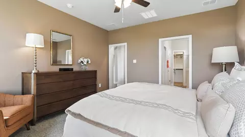Bedroom - 1920 Jackson St, Cleburne, TX 76033 photo 2 of 7