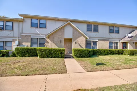 1905 W Morton St #5, Denison, TX 75020