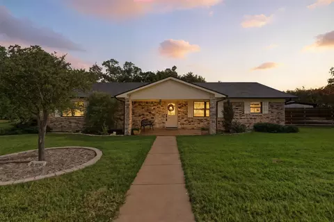 116 Cromeans St, Jacksboro, TX 76458