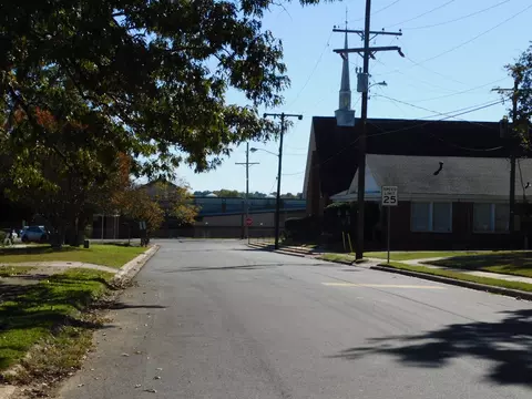 201 NW 4th St, Springhill, LA 71075 photo 3