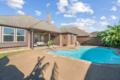 1667 Fraser Dr, Burleson, TX 76028