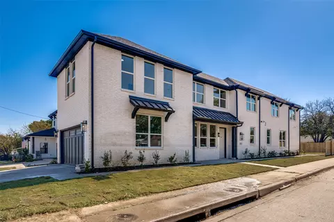901 Sam Houston St, Rockwall, TX 75087