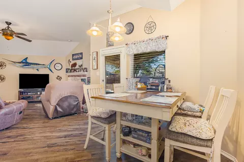 Dining - 504 Timberside, Terrell, TX 75161 photo 1 of 2