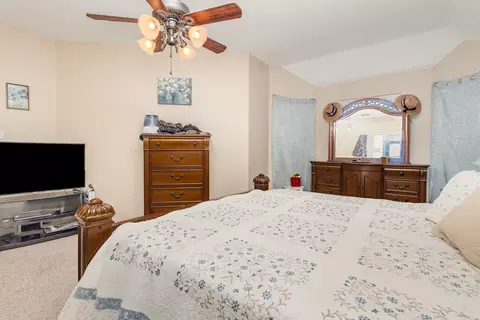 Bedroom - 504 Timberside, Terrell, TX 75161 photo 4 of 5