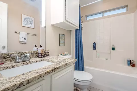 Bath - 504 Timberside, Terrell, TX 75161 photo 3 of 3