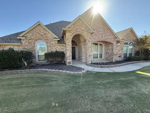 717 Lonesome Prairie Trl, Haslet, TX 76052