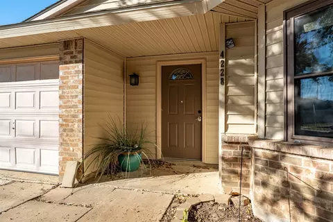 4228 Driscoll Dr, The Colony, TX 75056