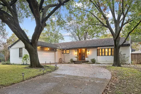 10017 Medlock Dr, Dallas, TX 75218