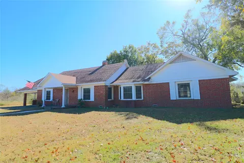 1825 Fm 27 W, Wortham, TX 76693