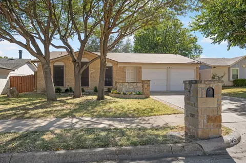 445 Park Center Blvd, Saginaw, TX 76179