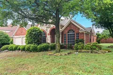 621 Candle Meadow Blvd, Desoto, TX 75115