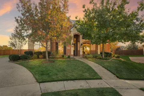 2401 Strathfield Ln, Trophy Club, TX 76262