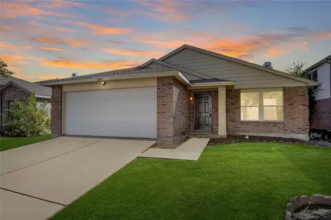 2260 White Oak Dr, Little Elm, TX 75068