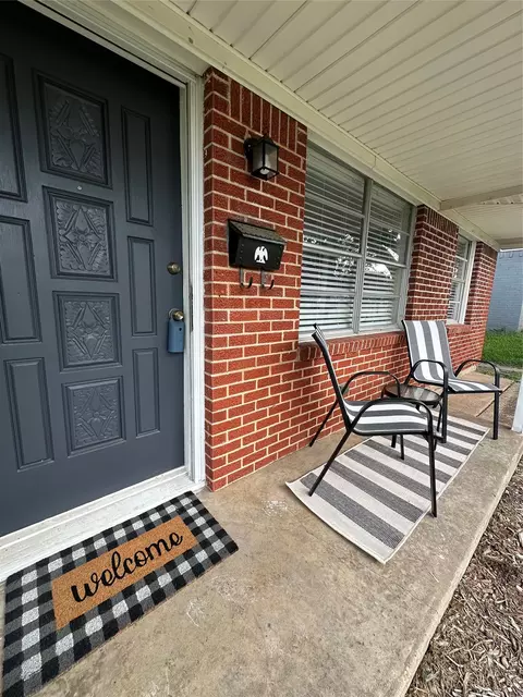 2537 Vickie St, Mesquite, TX 75149