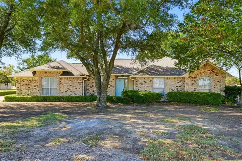 3910 Ovilla Rd, Red Oak, TX 75154