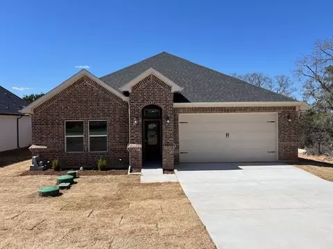 3003 Steepleridge Cir, Granbury, TX 76048