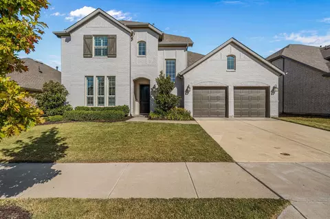 7529 Pondview Ln, Fort Worth, TX 76123