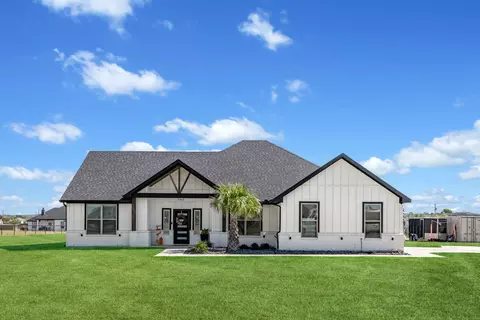 6028 Raspberry Ln, Joshua, TX 76058