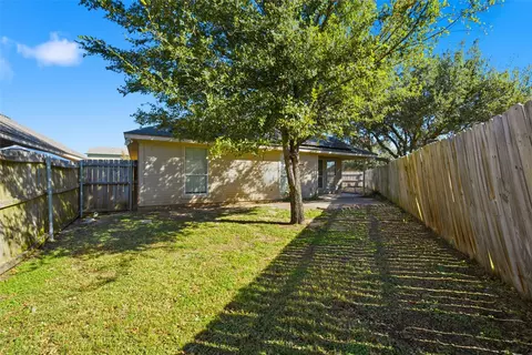 Exterior - 10124 Colony Dr, Waco, TX 76708 photo 3 of 4