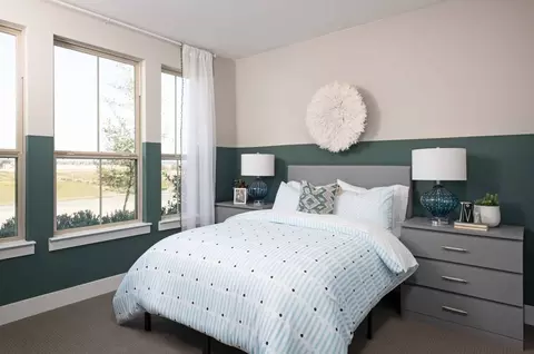 Bedroom - 1712 Nesting Robin Ln, Krum, TX 76249 photo 5 of 6