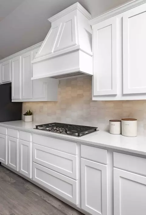 Kitchen - 1712 Nesting Robin Ln, Krum, TX 76249 photo 3 of 4