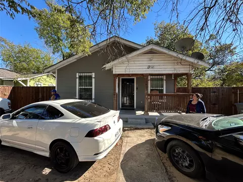 3702 Frank St, Dallas, TX 75210