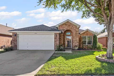 1436 Broken Spoke Ct, Fort Worth, TX 76131