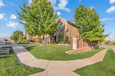 Exterior - 6800 Cache Ct, Irving, TX 75039 photo 2 of 6