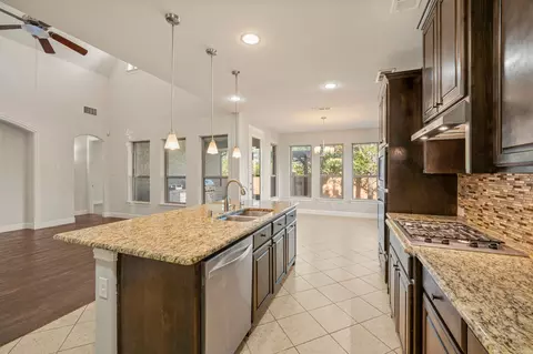 Kitchen - 6800 Cache Ct, Irving, TX 75039 photo 3 of 3