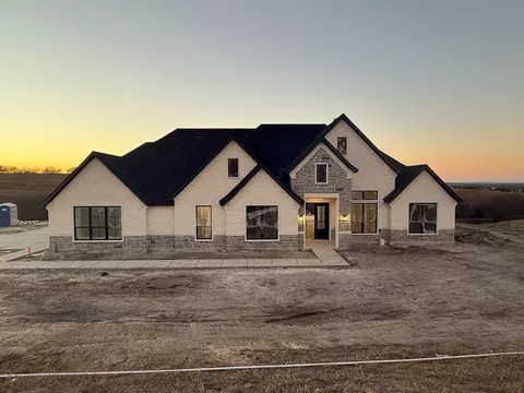 137 Overlook Dr, Aledo, TX 76008