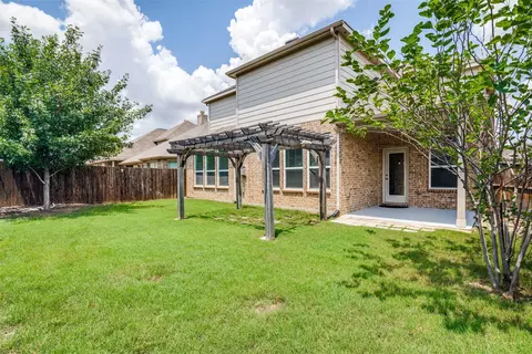 Exterior - 6509 Roaring Crk, Argyle, TX 76226 photo 4 of 5