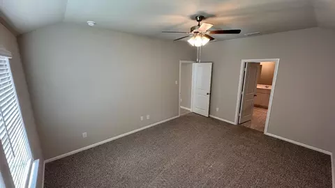 557 Arroyo Dr, Cleburne, TX 76033 photo 7