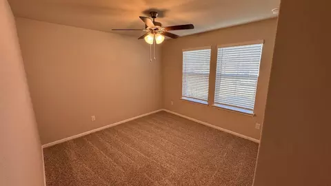 557 Arroyo Dr, Cleburne, TX 76033 photo 11